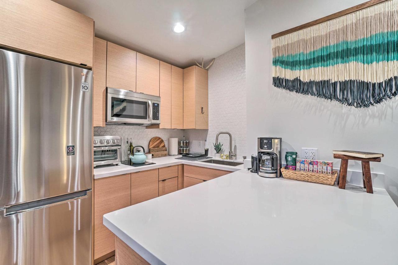 Cozy Flagstaff Studio With Patio - Near Dtwn! Exterior photo
